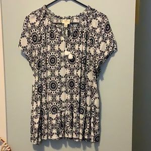 🌿 St. John’s Bay Peasant Short Sleeve Top 🌿